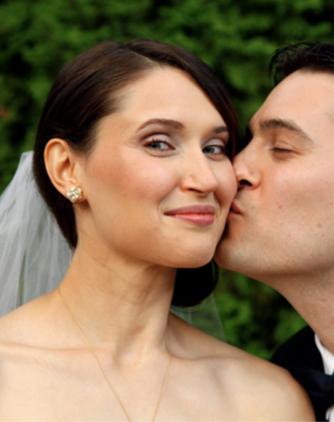 Andrea, Wedding kiss